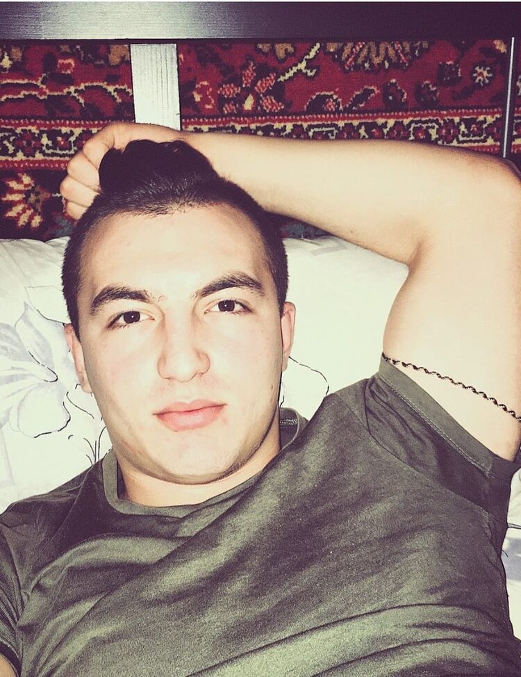  12330288  Andrey, 30 ,    