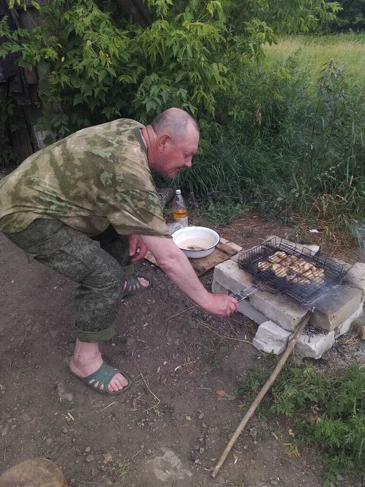  48578378  Sergei, 59 ,    