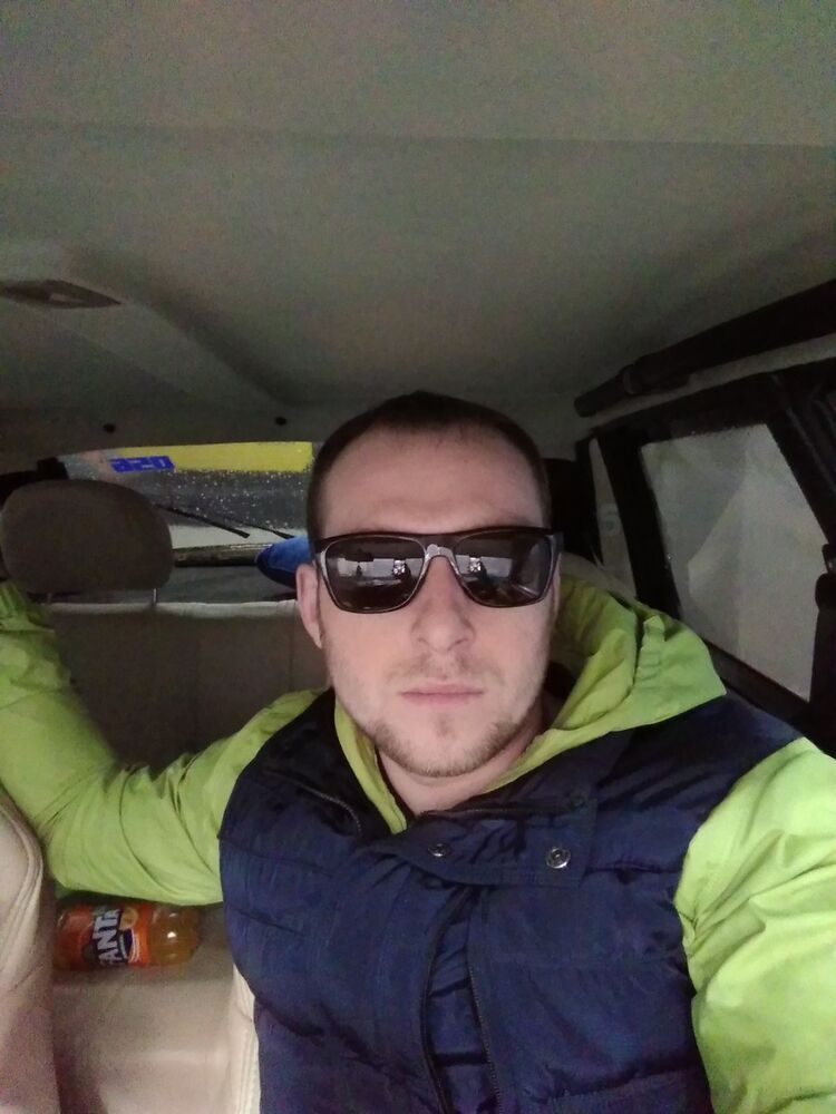  10259678  Vitalij, 34 ,    