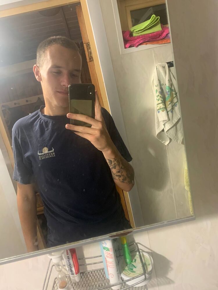  29581228  , 23 ,    