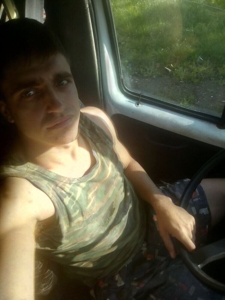  21031648  , 28 ,    -