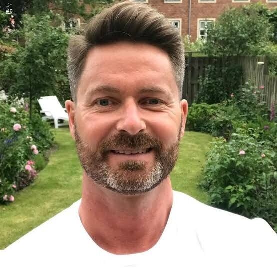 42376258  David, 58 ,    