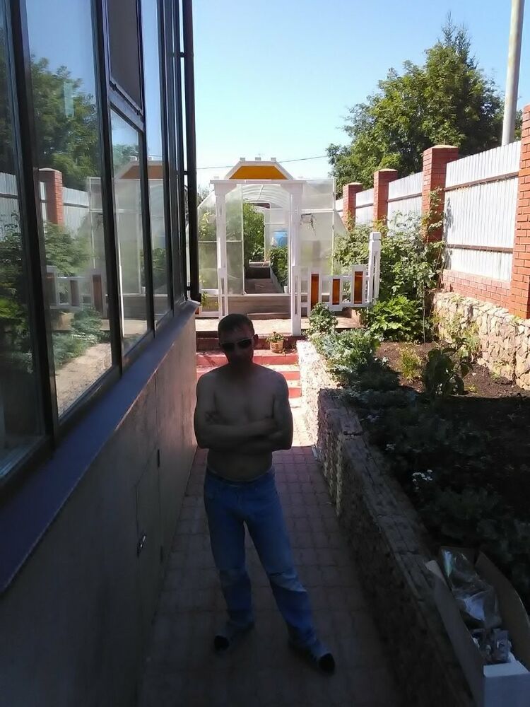  19169428  Roma, 48 ,    