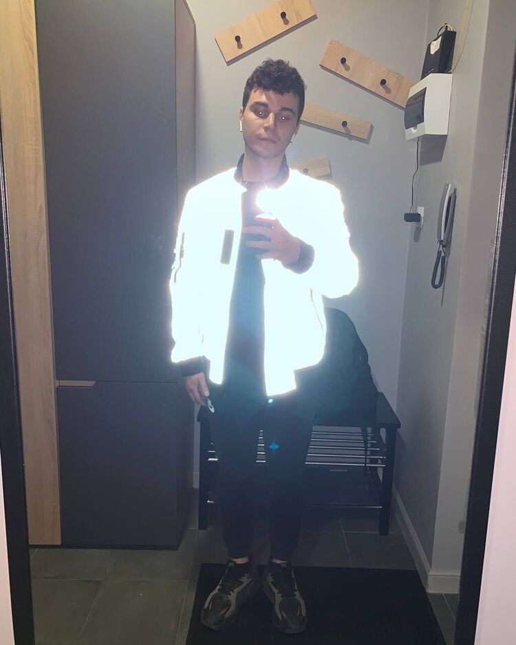  -,   , 25 ,   ,   