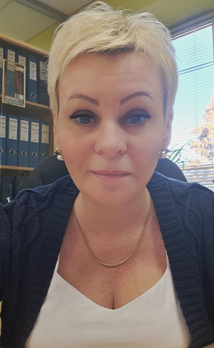  53682218  , 47 ,    