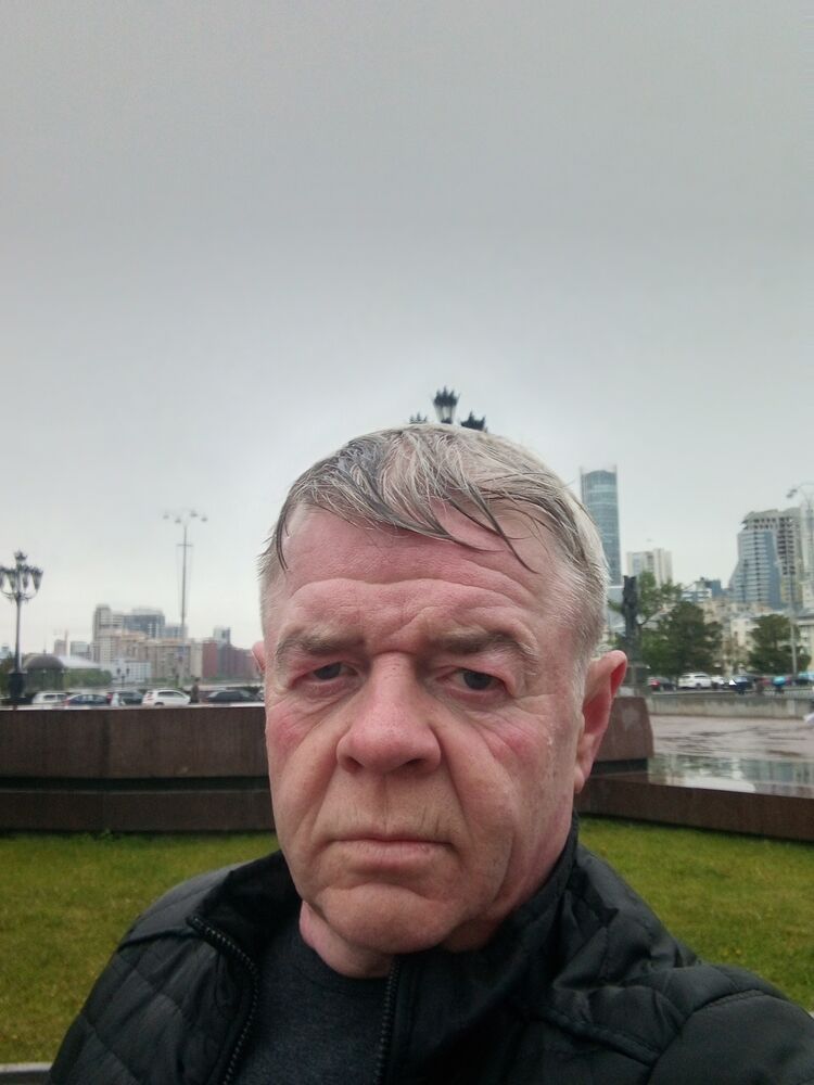  43688608  , 50 ,    
