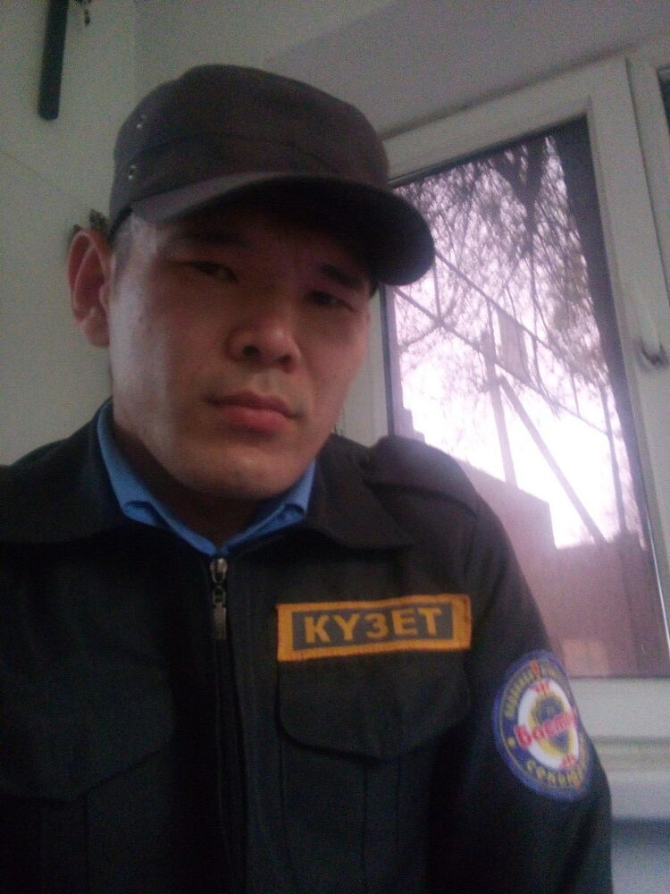  15824728  Dastan, 32 ,    