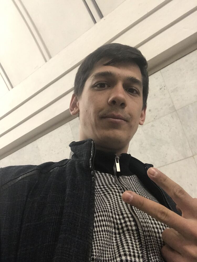  ,   Vladislav, 32 ,   ,   , c , 