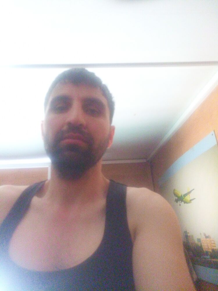  52827918  , 38 ,    
