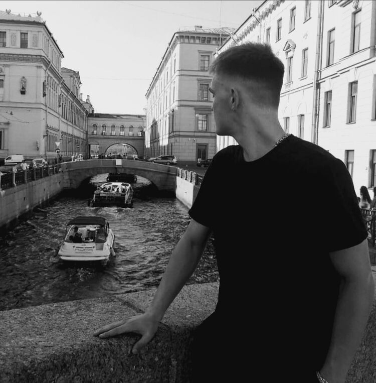  -,   , 22 ,   ,   