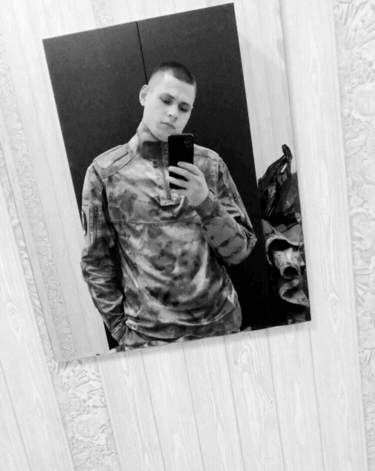  33033718  , 25 ,    
