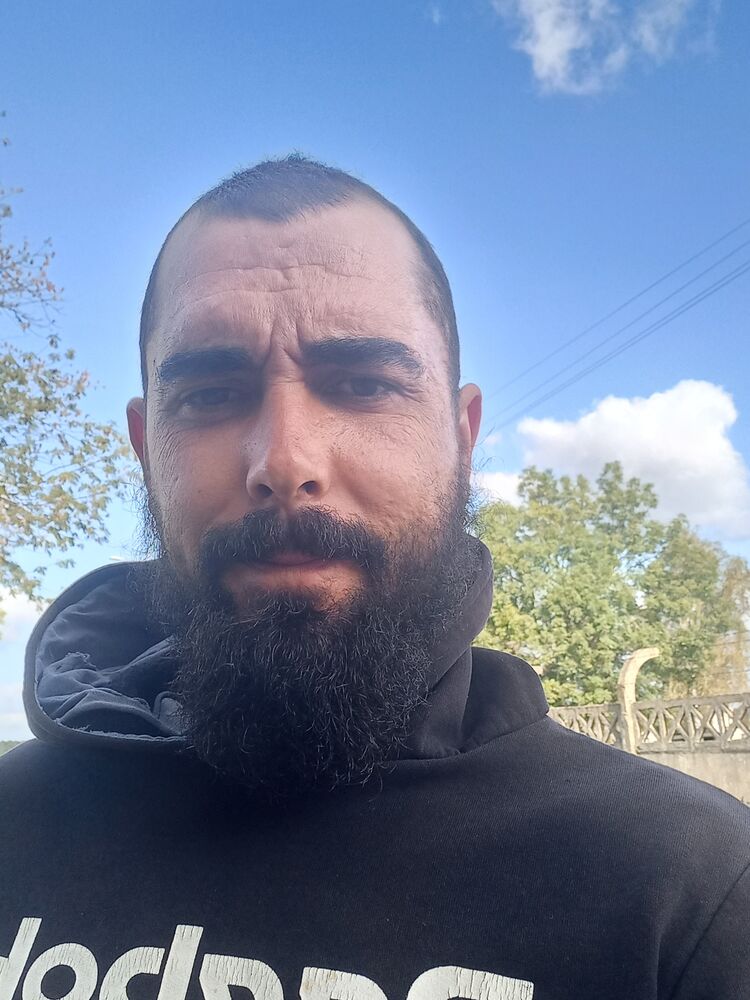  ,   VITALII, 34 ,   ,   