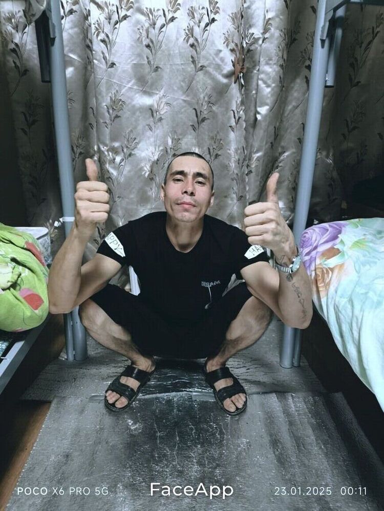  49951258  , 37 ,    