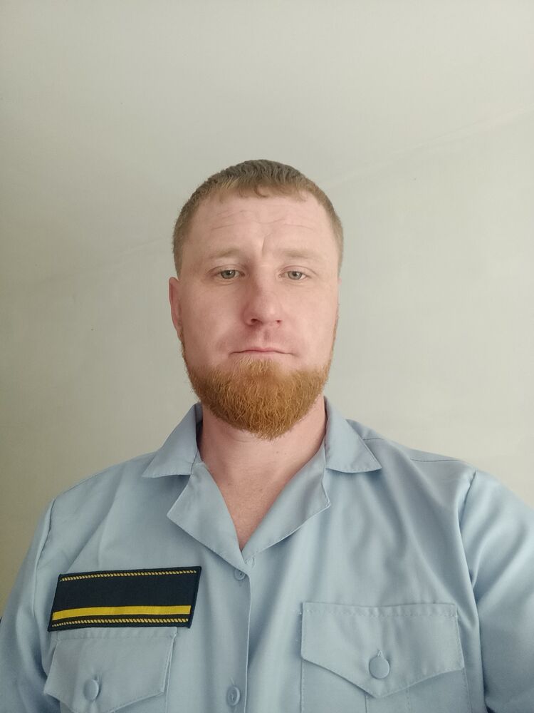 44807768  , 33 ,    