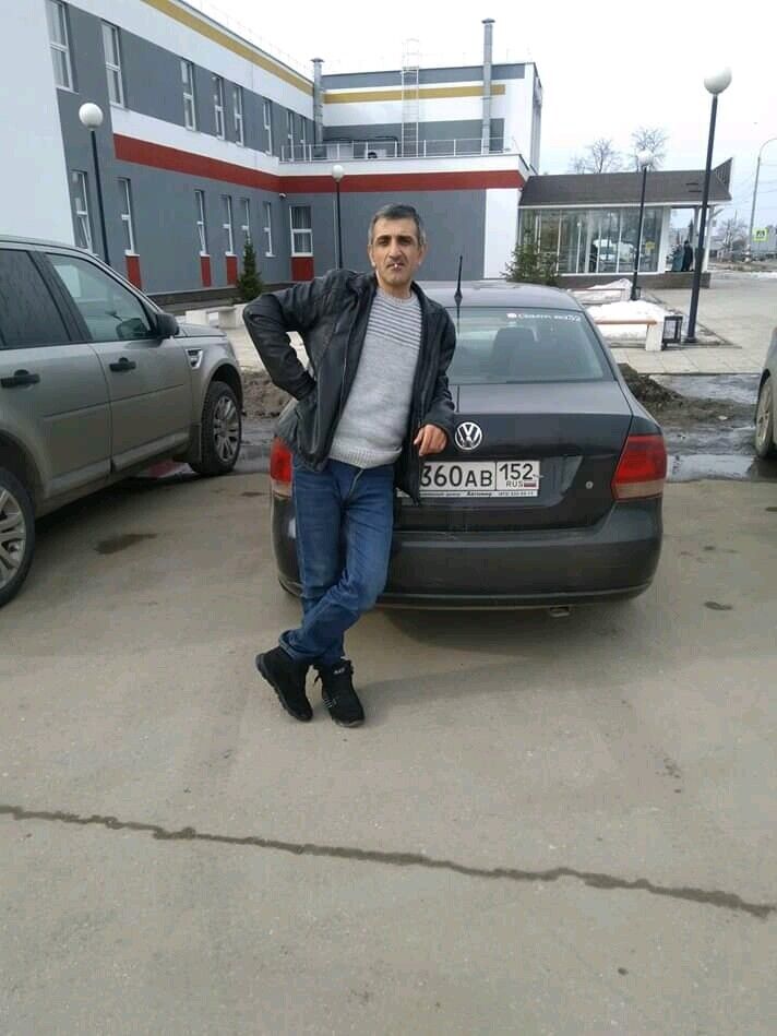  20573618  Artyom, 48 ,     