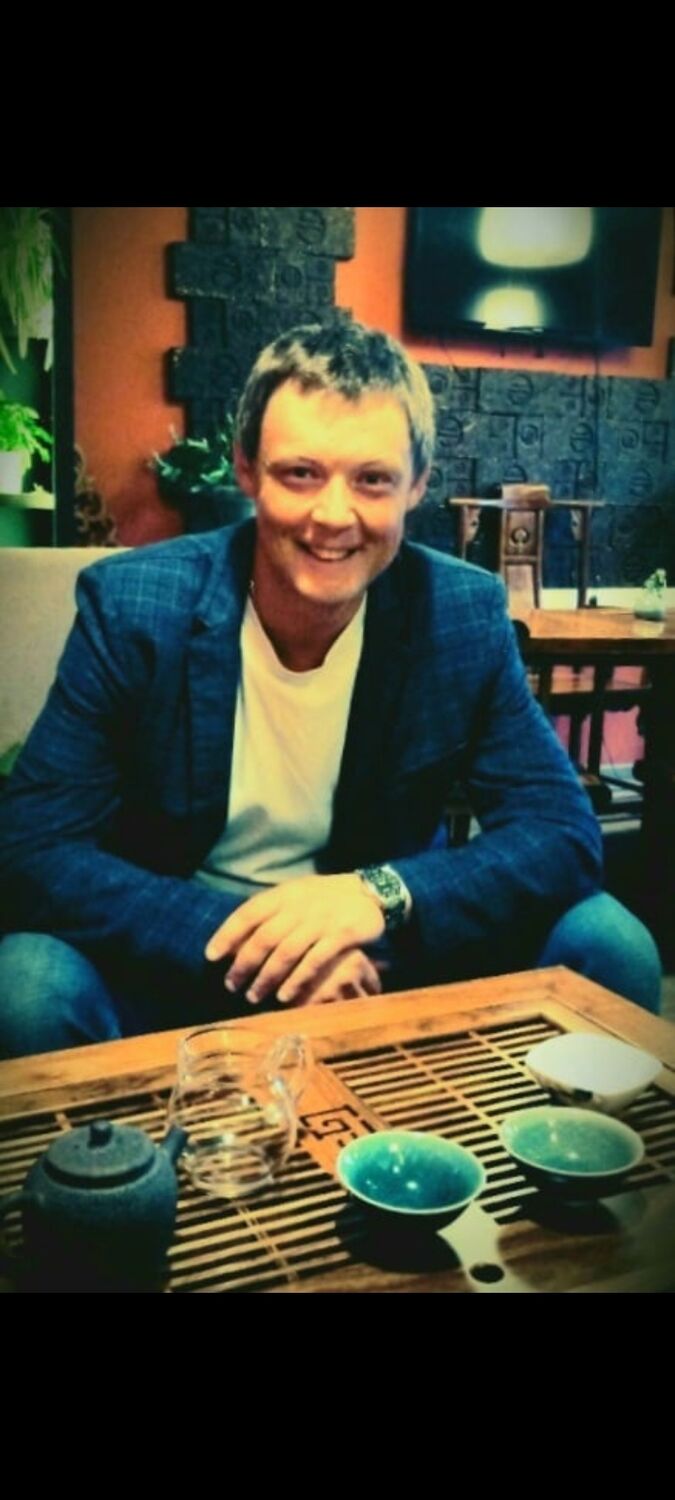  42252098  Andrey, 38 ,    -