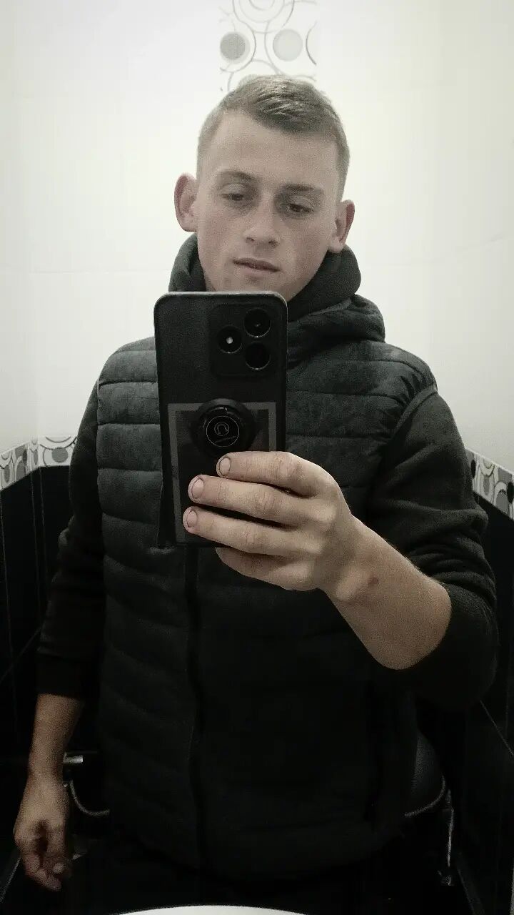  47218398  , 21 ,    