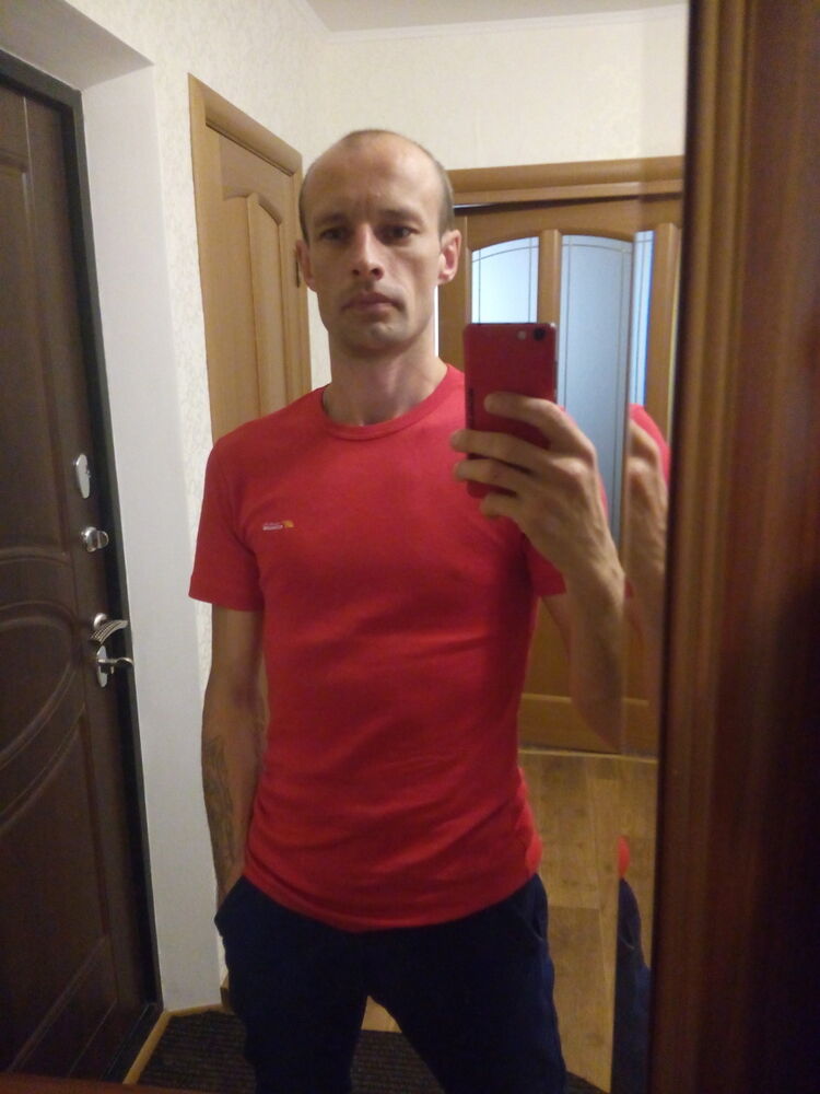  31796368  , 33 ,    