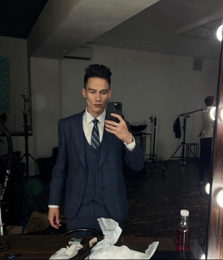 ���� 28810518 ������� �����, 33 ����, ���� ���������� � ������