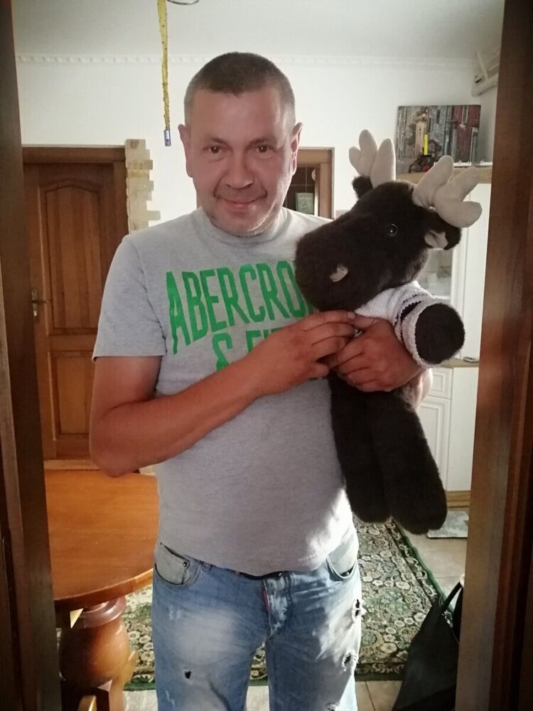  21347378  VICTOR, 55 ,    
