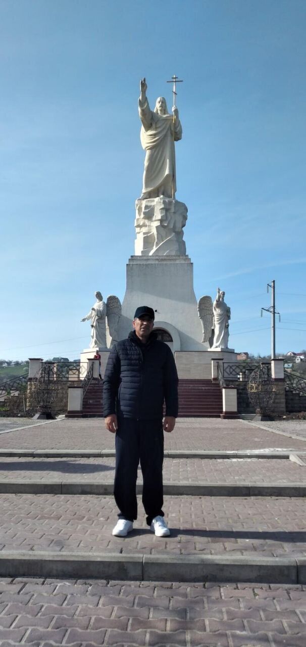  54588559  Arthur james, 55 ,    -