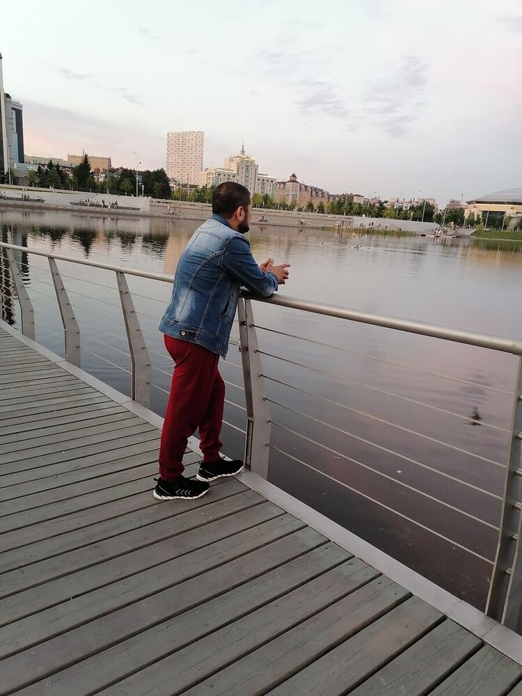  ,   Alek, 35 ,   ,   , c , 