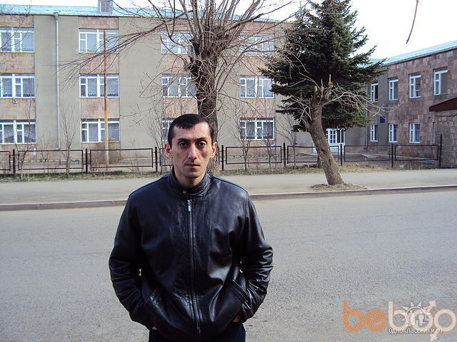 1210198  Arman, 46 ,    