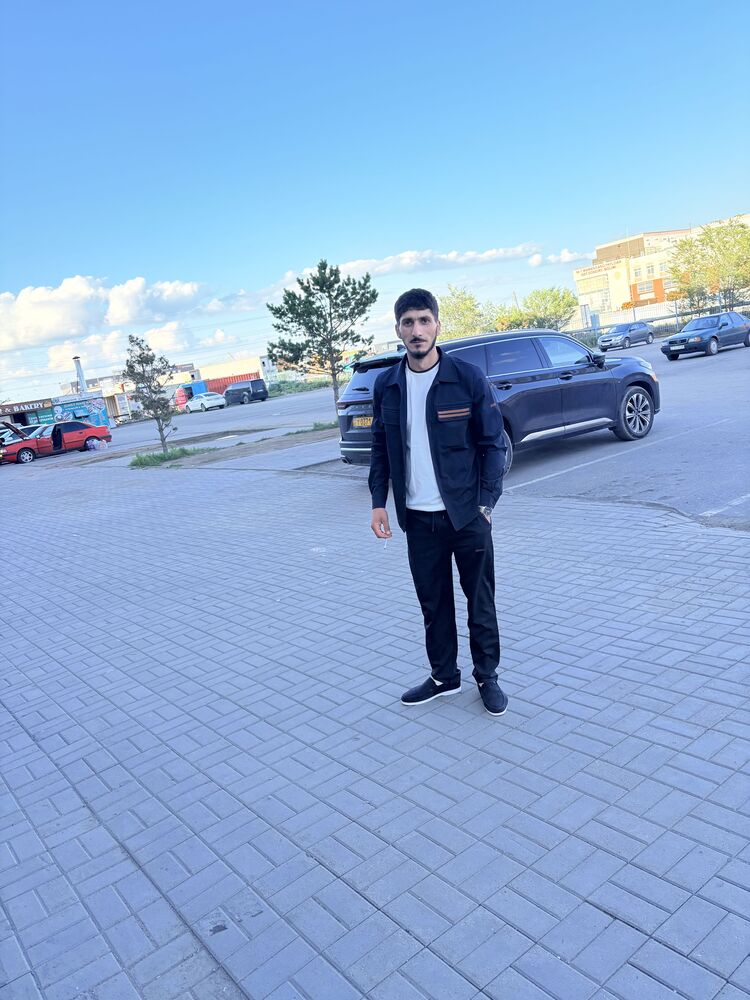 52966998  Hov, 23 ,    