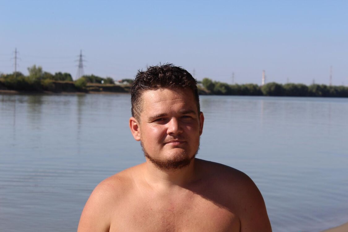  --,   Kats, 35 ,   ,   