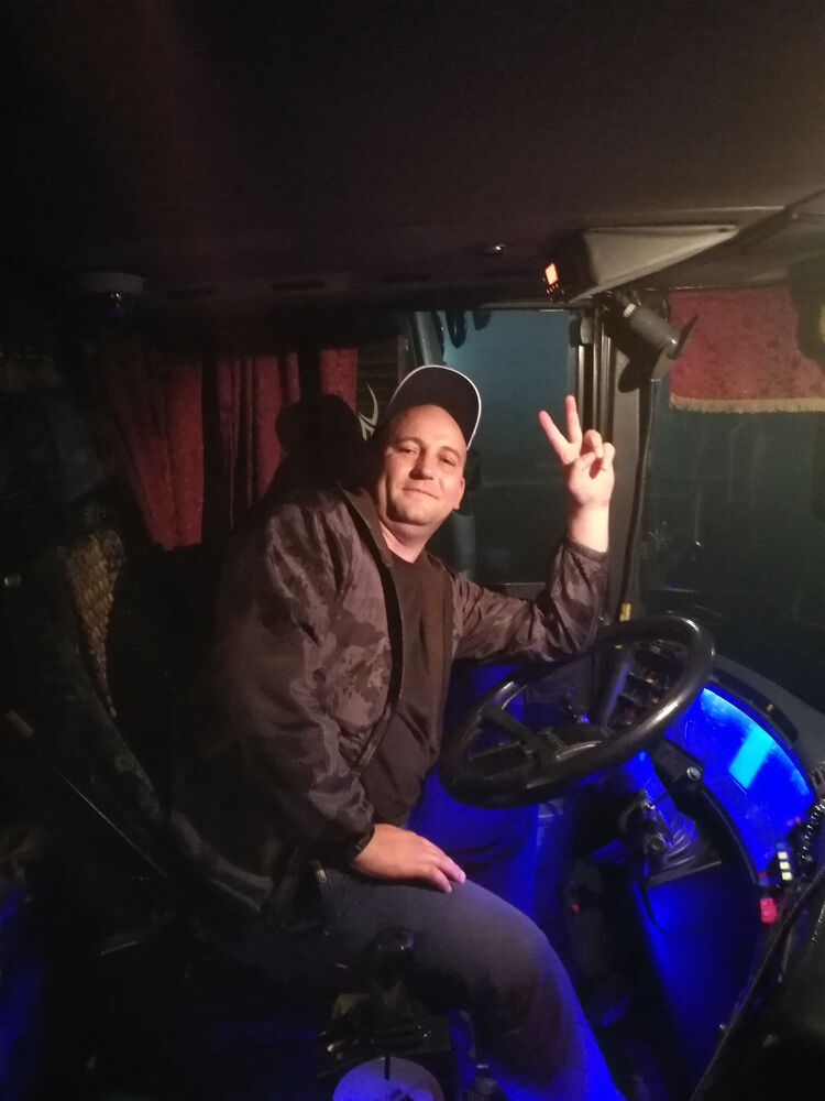 ���� 25318428 ������� ������, 37 ���, ���� ���������� � ��������