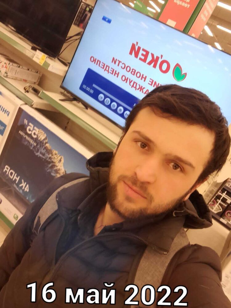  54127858  Muhammad, 25 ,    