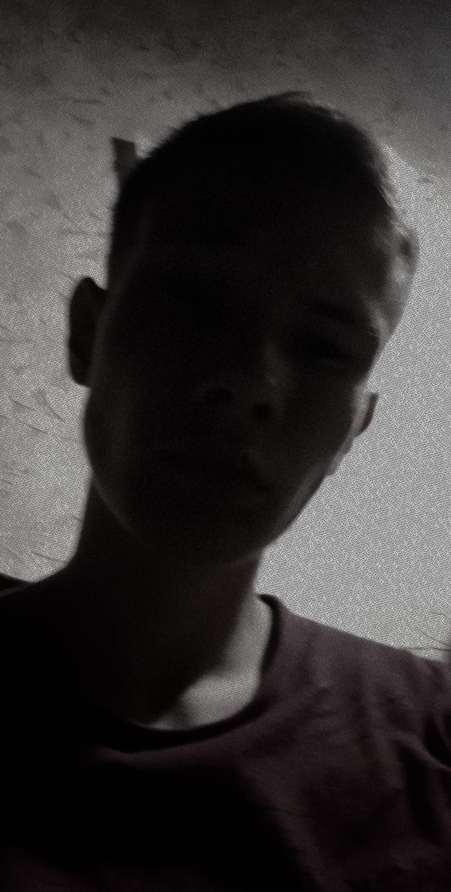  33365698  , 22 ,    