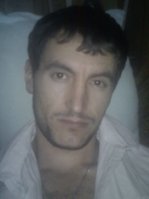  4952398  Denis, 46 ,    