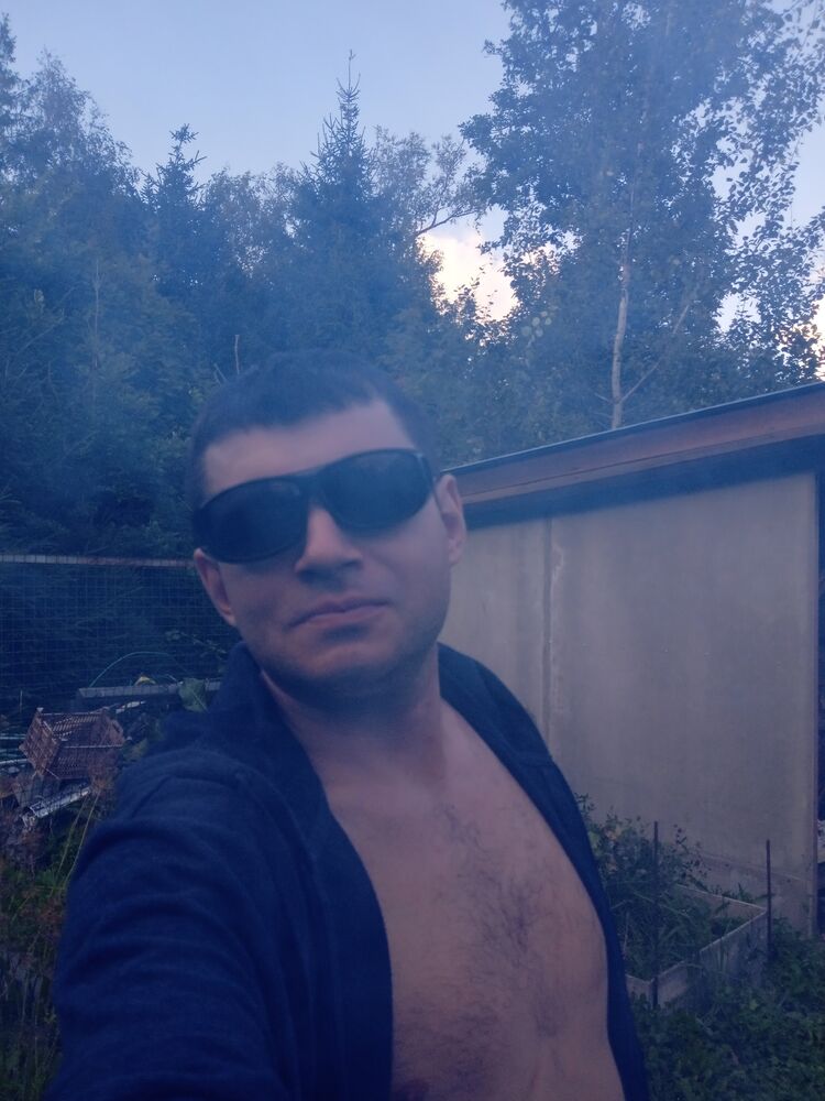  ,   Anton, 40 ,   ,   , c , 