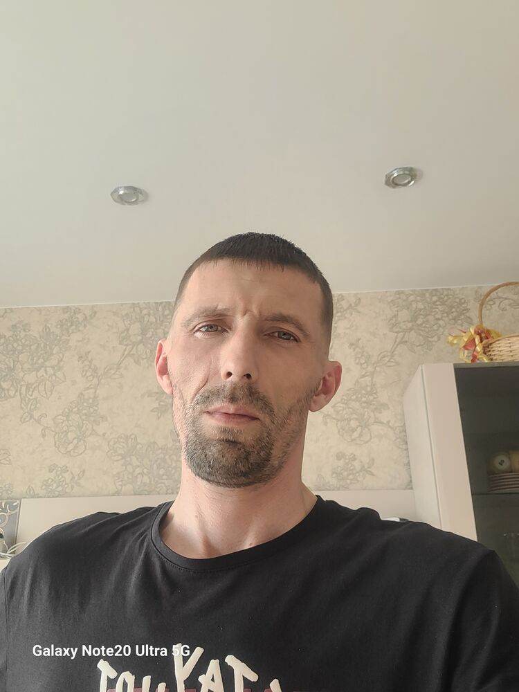  44826918  , 42 ,    