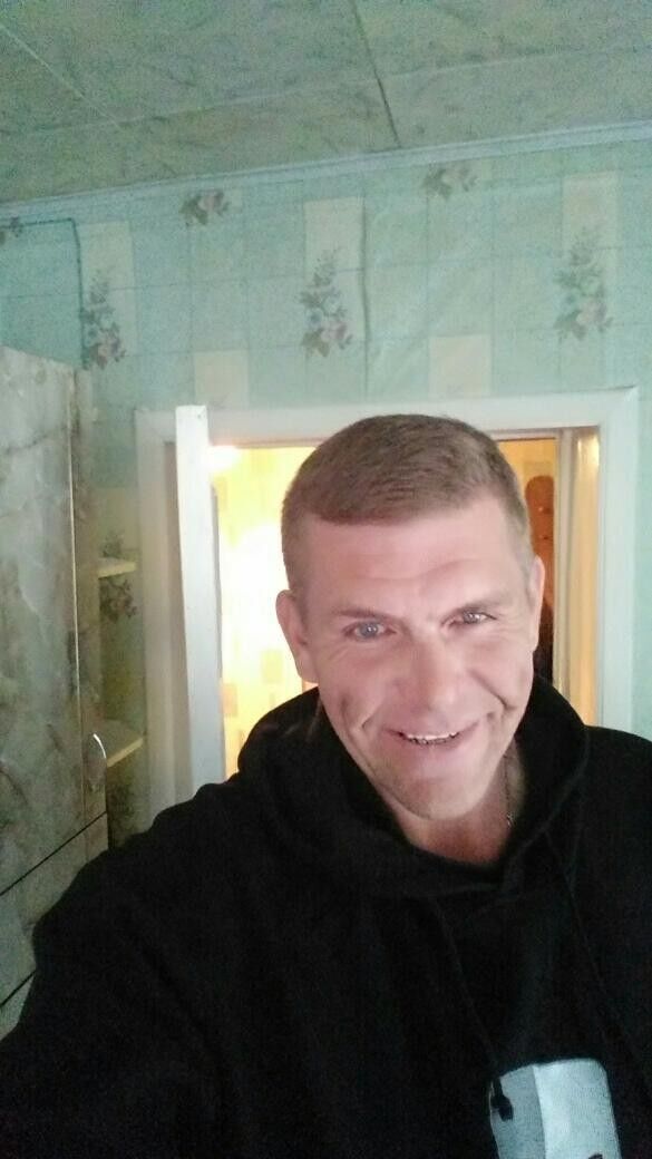  14849278  Dimon, 52 ,     