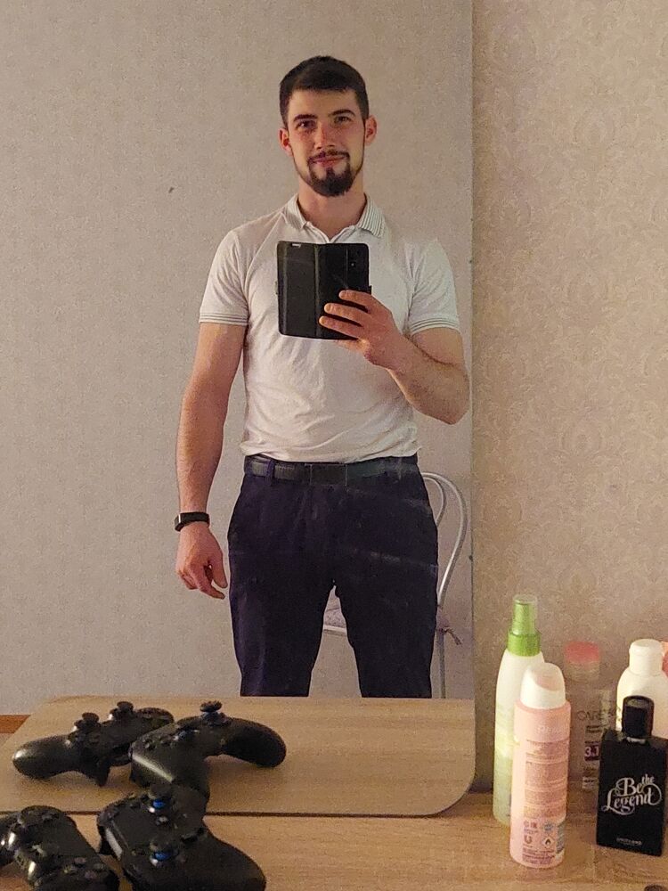  30876738  Ilya, 28 ,    -