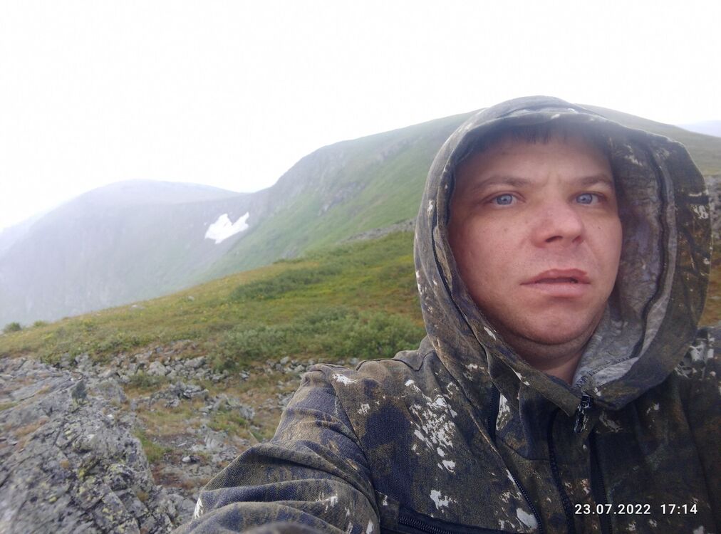  ,   Konstantin, 36 ,   ,   