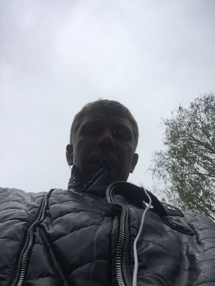  23053408  , 37 ,    