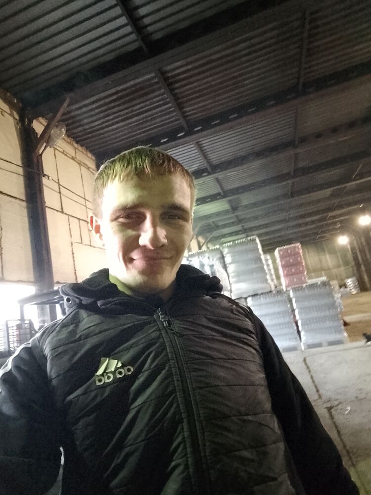  ,   Denis, 24 ,   ,   , c 