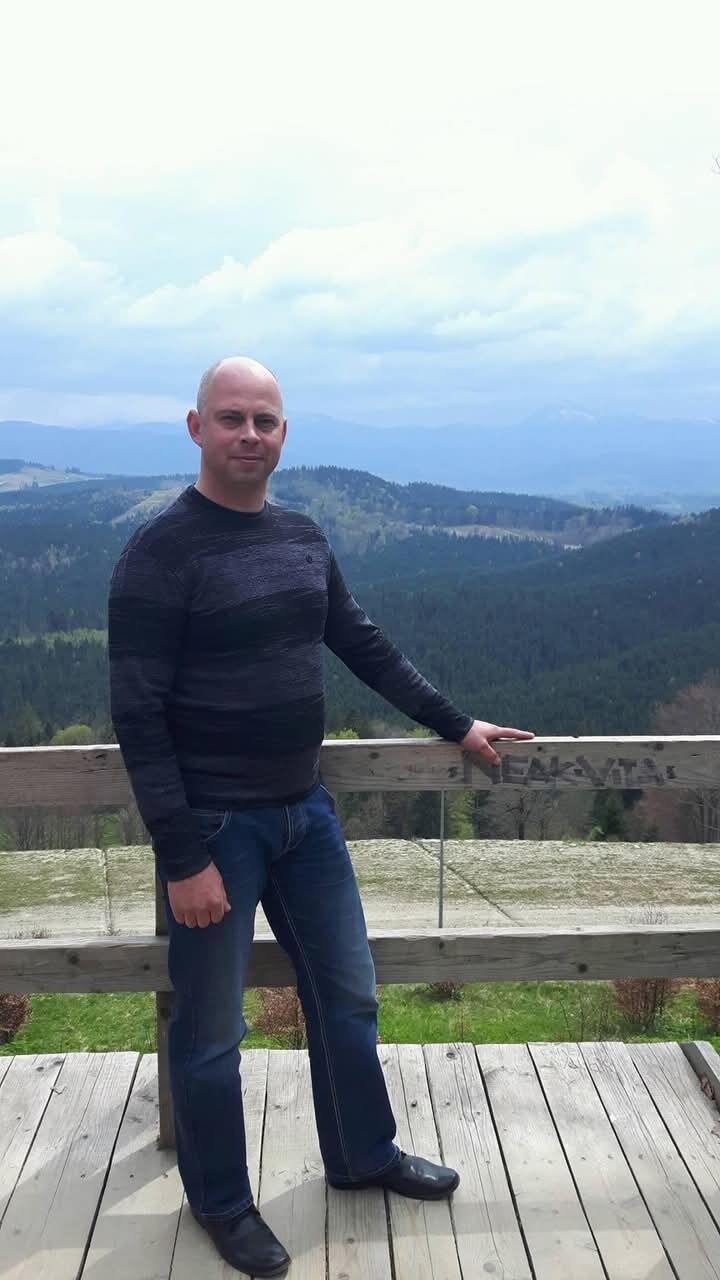  ,   Ray, 47 ,   ,   
