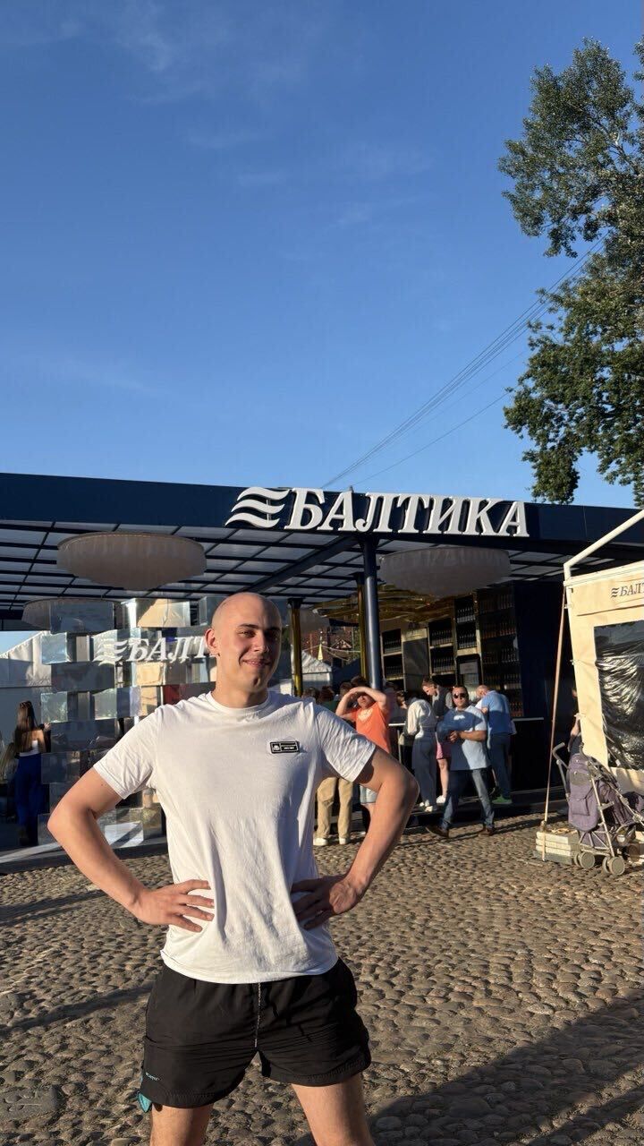  53841508  , 22 ,    -