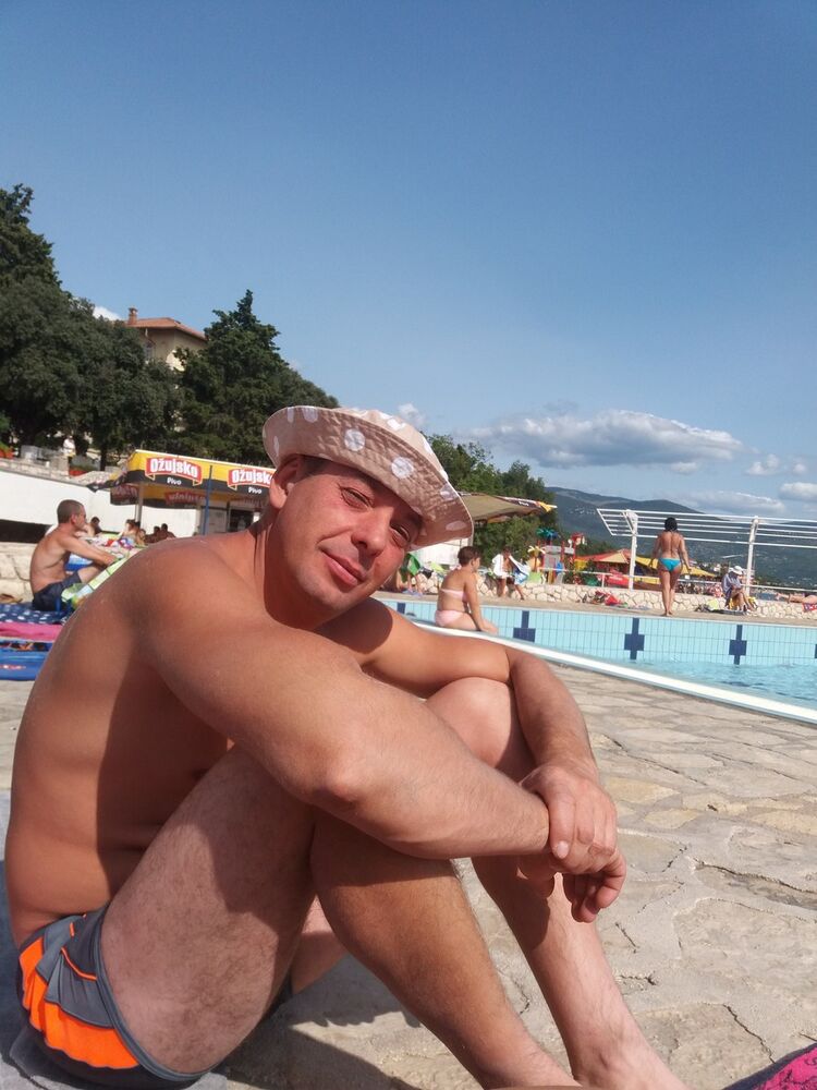  Warszawa,   Sergii, 45 ,  