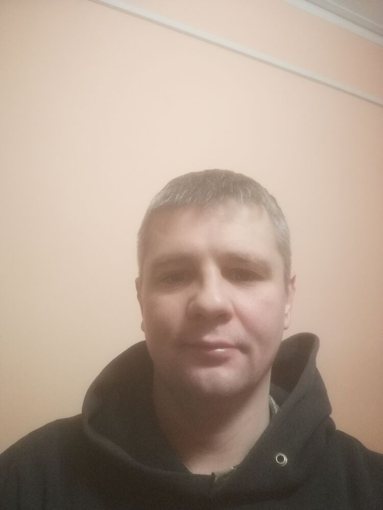  41960808  Yury, 38 ,    