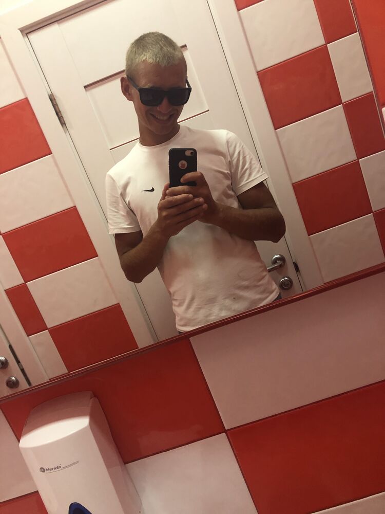  42803148  Nikolay, 26 ,    