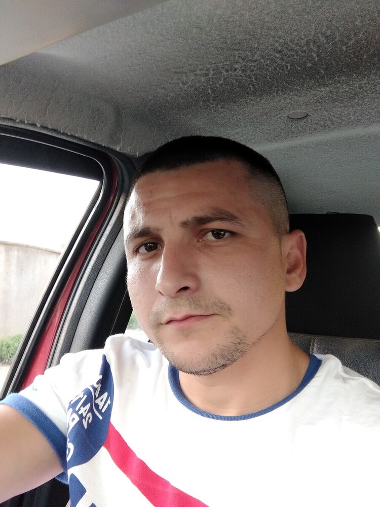  20458238  , 34 ,    