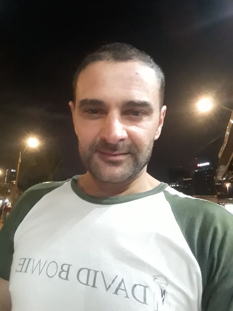  ,   Aleshka, 42 ,   ,   , c , 
