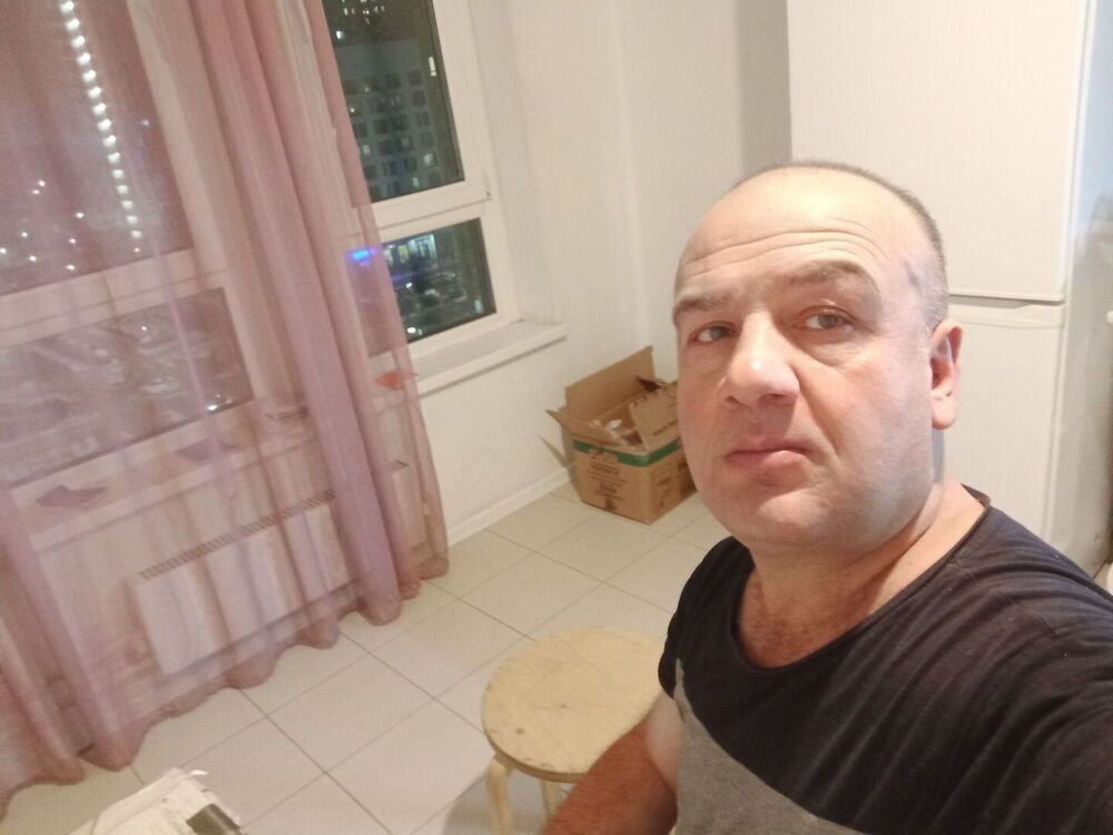  49718008  , 47 ,    