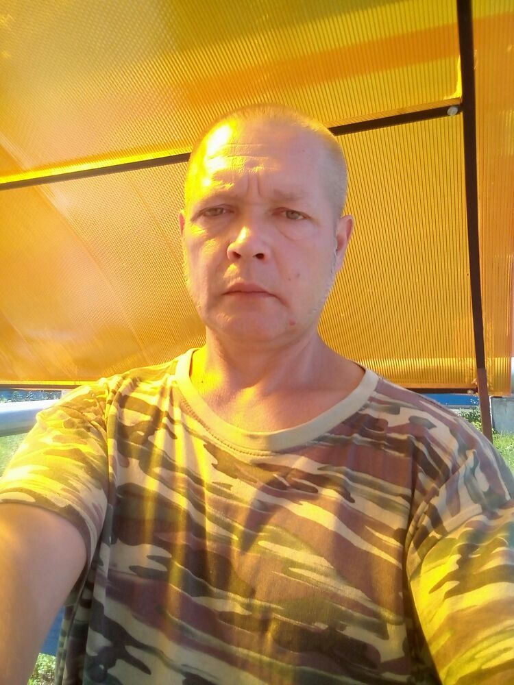  37546618  , 49 ,    