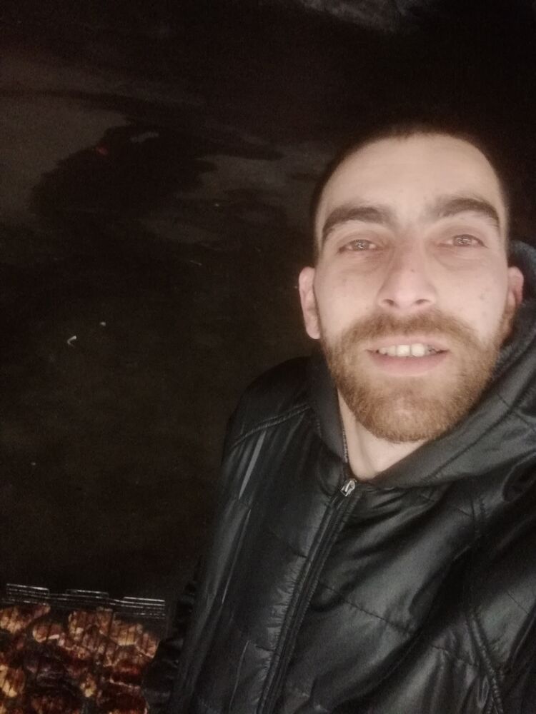  32168818  , 33 ,    